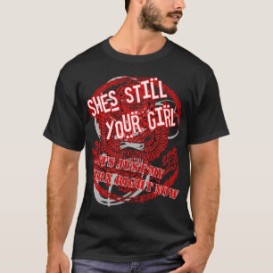 まだSHESあなたの女の子 Tシャツ