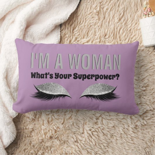 まつげの化粧の女性の超出力の引用文のラベンダー ランバークッション (ブランケット)