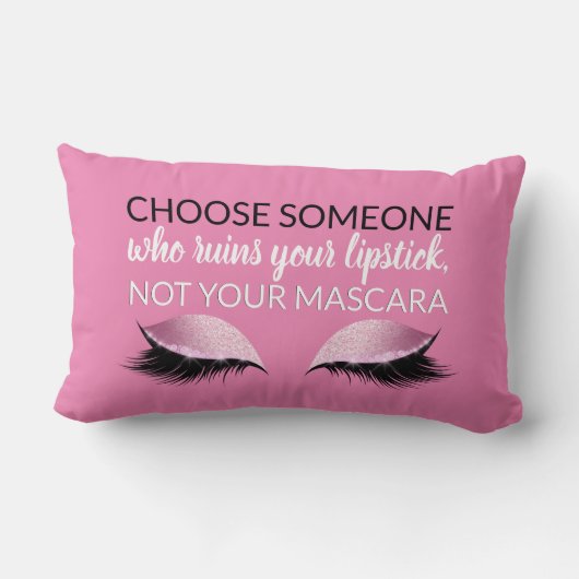 まつげの化粧の感動的でガーリーな引用文のピンク ランバークッション (裏面)