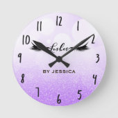 まつ毛まつげ紫と黒グラムパーソナライズされた ラウンド壁時計 (正面)