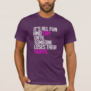 ~までのすべてのおもしろいとゲイである Tシャツ