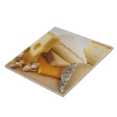 まな板のさまざまなチーズ タイル (側面)