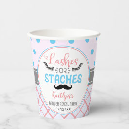 「まばたき」とモダンいう男女のパーティー 紙コップ