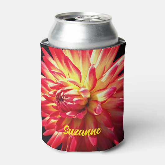 まばゆい赤いダリアパーソナライズされた花 缶クーラー (缶正面)