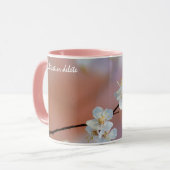 まぶしいア日本のプリコットの花 マグカップ (正面左)