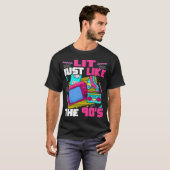 まるで90年代みたい 90年代風 レトロな懐かしさ 1990年代 Tシャツ (正面フル)