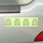 まんまる抹茶グリーン子猫 バンパーステッカー (車上)