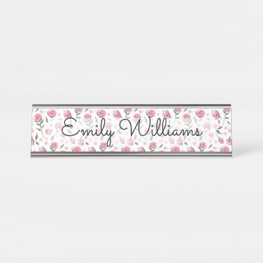 みすぼらしいシックかわいらしな小さなピンクのバラ白フェミニン デスクネームプレート (正面)