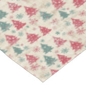 みすぼらしいシックかわいらしヴィンテージのクリスマスツリー テーブルクロス (アングル)