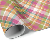 みすぼらしいシックなピンクのオレンジ色の緑の白いギンガム ラッピングペーパー (ロールコーナー)