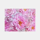 みすぼらしいシックなピンクのパステルピンクの牡丹 フリースブランケット (正面(横))