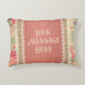 みすぼらしいシックなフローラプードルとバラ アクセントクッション (正面)