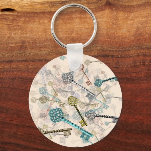 みすぼらしいシックなヴィンテージ鍵プリント、微妙な、陰淡い色の色 キーホルダー (正面)