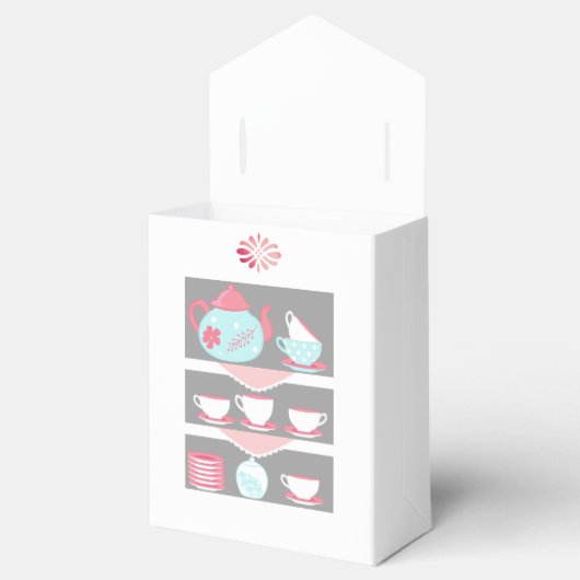 みすぼらしいシックな女の子の赤ちゃんシャワーティーパーティー フェイバーボックス (オープン)