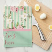 みすぼらしいシックな緑の白いストライプとキッチンタオル キッチンタオル (四つ折り)