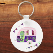 みすぼらしいトレーラー、バンティング付きキャラバンキャンパー キーホルダー (正面)