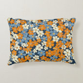 みすぼらしい花模様 アクセントクッション (正面)