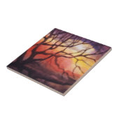 むき出しの冬の木と劇的な炎の夕日 タイル (側面)