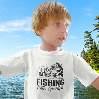 むしろおじいちゃんと魚釣りおもしろいする トドラーTシャツ
