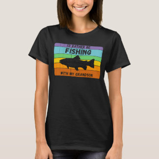 むしろ孫ヴィンテージおじいちゃんFiと魚釣りする Tシャツ
