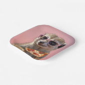 めがねとピザが入ったかわいいメルカット ペーパープレート (傾斜あり)