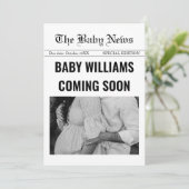 もうすぐ赤ちゃんがやってくる！新聞風妊娠発表カード 招待状 (スタンド正面)