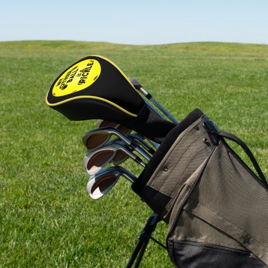 もう一つのボールはピクルゴルファーのイエローピックボール ゴルフヘッドカバー (インサイチュ)