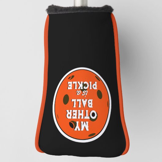 もう一つのボールはピクルゴルファーのオレンジピックボール ゴルフヘッドカバー (回転90)