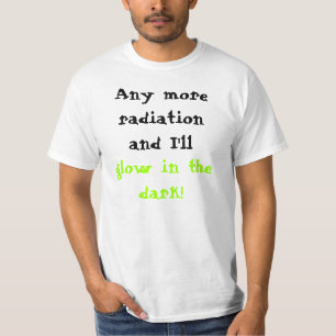 もう放射および私は暗闇で光ります! Tシャツ