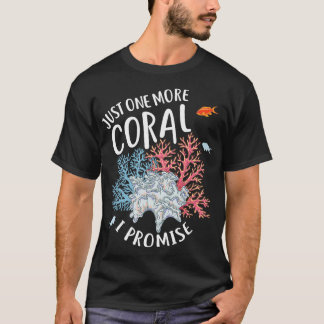 もう1匹のサンゴ2 Tシャツ