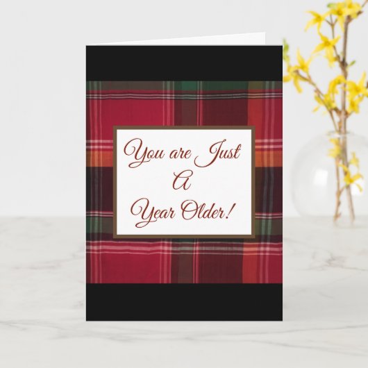 もう1年おめでとう 赤いマドラスチェックの誕生日カード カード (黄色い花)