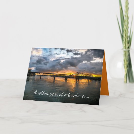 もう1年の冒険誕生日カード カード (正面)