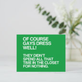 もちろんゲイは服装が良い ポストカード (スタンド正面)