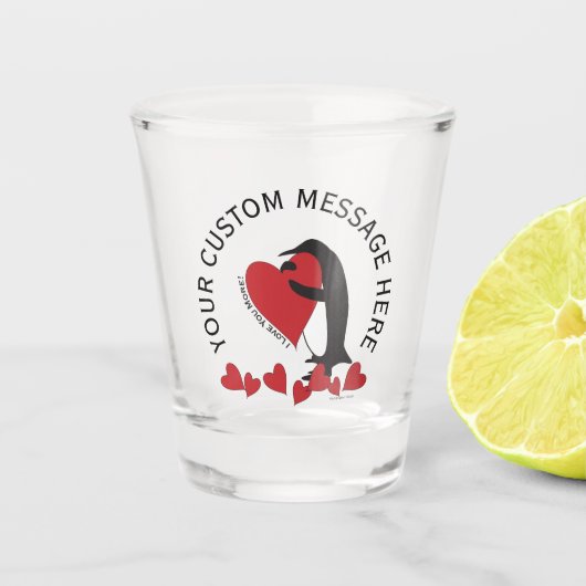 もっと愛してる！ – ペンギンと赤いハート ショットグラス (正面)