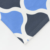 ももも色のアラベスク フリースブランケット (角)