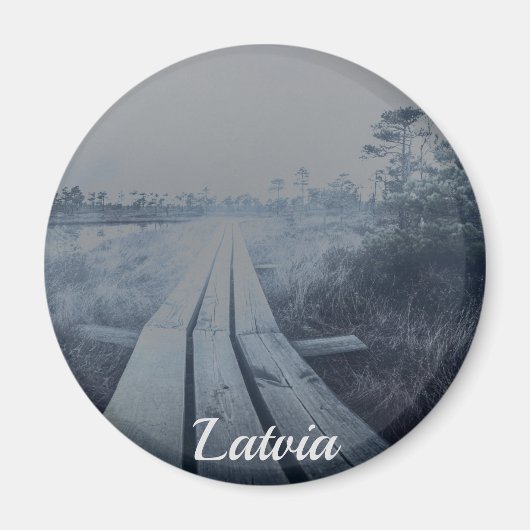 もやのかかった湿原の風景 マグネット (正面)