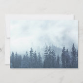 もやのかかった青い松の木の素朴な水彩画のクリスマスカード シーズンカード (裏面)