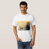 もやの帆船 Tシャツ (正面フル)