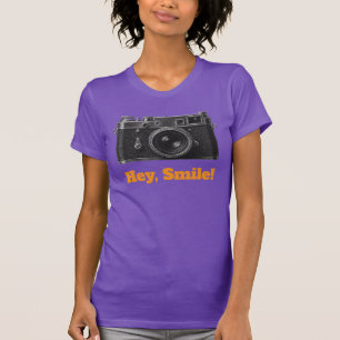 やぁ、笑って!カメラ ウィメンズTシャツ Tシャツ