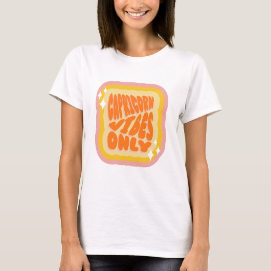 やぎ座のあなたに、かわいい星座の誕生日プレゼント Tシャツ (正面)
