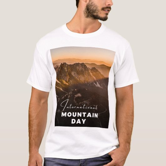 やさしい山の日 Tシャツ (正面)