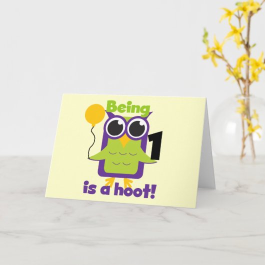 やじり声フクロウの第1誕生日のTシャツおよびギフト カード (黄色い花)