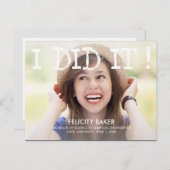 やったぞ!卒業のお知らせ – 白 インビテーションポストカード (正面/裏面)