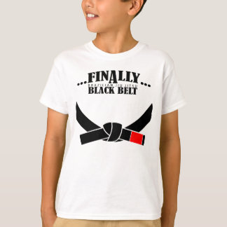 やっとBJJ黒帯！!! Tシャツ