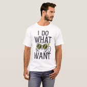 やりたい放題のネコ - サルカスティックでクールなネコ Tシャツ (正面フル)