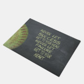 やる気を起こさせるな成功のFastpitchのソフトボール ドアマット (アングル)