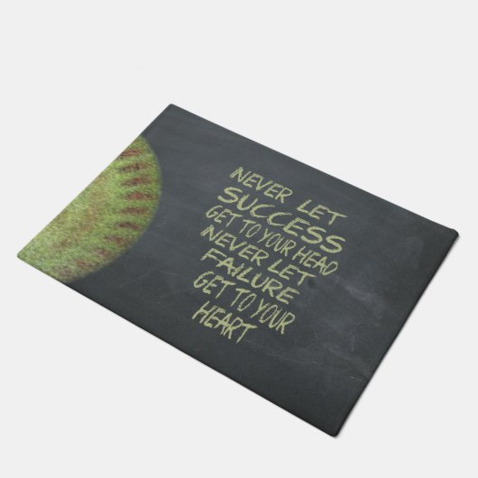 やる気を起こさせるな成功のFastpitchのソフトボール ドアマット (アングル)