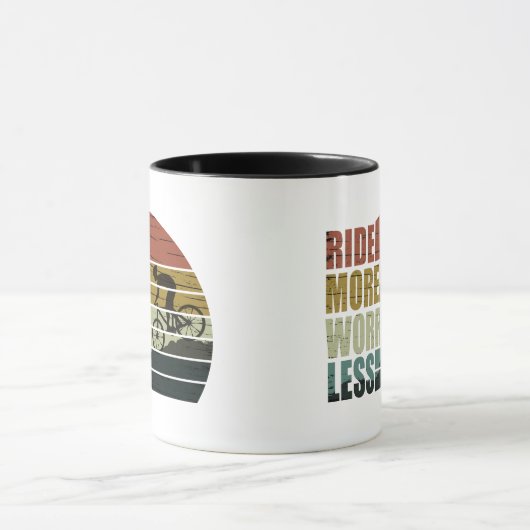 やる気を起こさせるサイクリング引用文 マグカップ (中央)