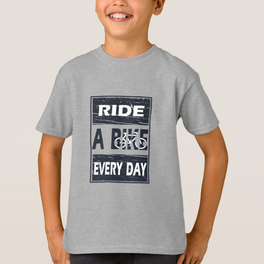 やる気を起こさせるサイクリング引用文 Tシャツ (正面)