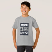 やる気を起こさせるサイクリング引用文 Tシャツ (正面フル)